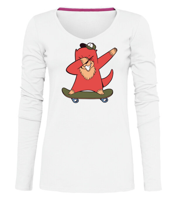  model  pe tricou