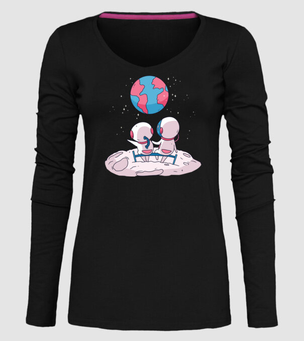 Astronauți drăguți model negru pe tricou