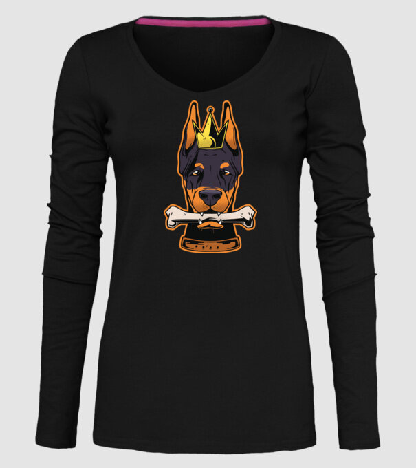 Rege Doberman model negru pe tricou