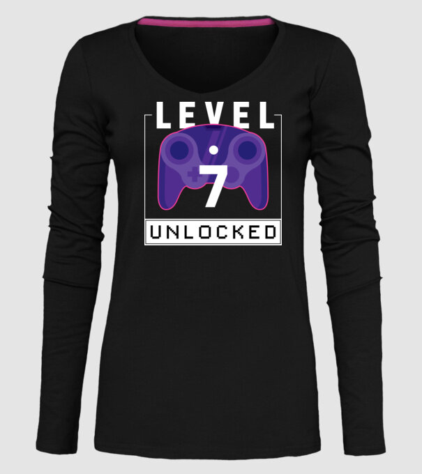 Level 7 Unlocked Gamer Birthday model negru pe tricou