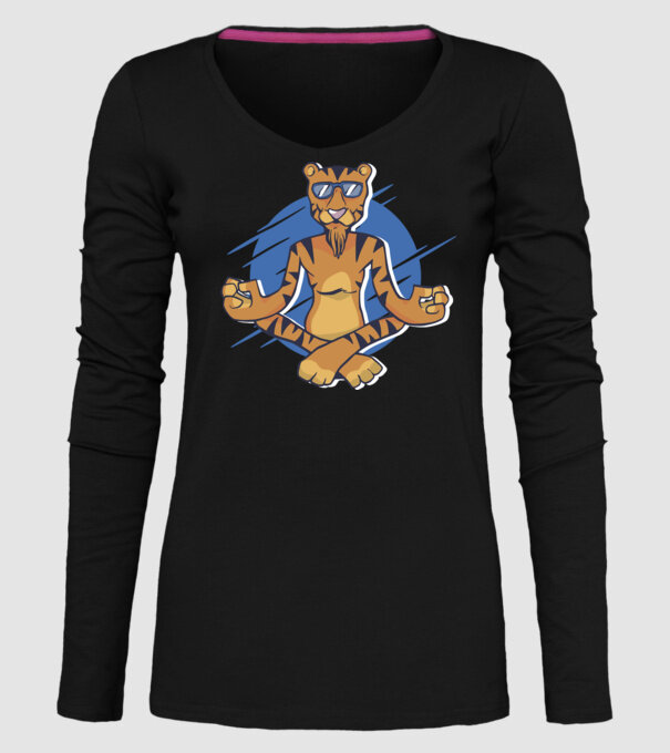 Tigru meditator model negru pe tricou
