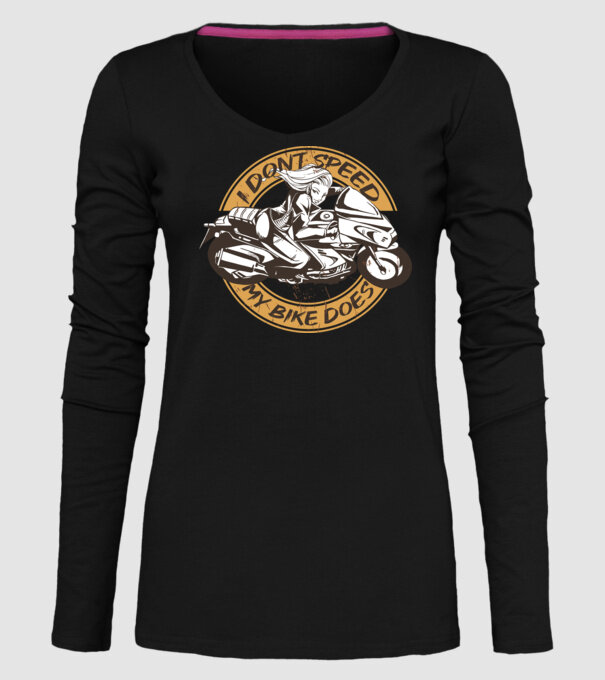 Fată Motociclist model negru pe tricou