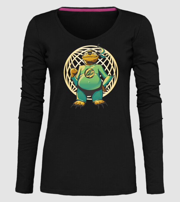 Leneș Super model negru pe tricou