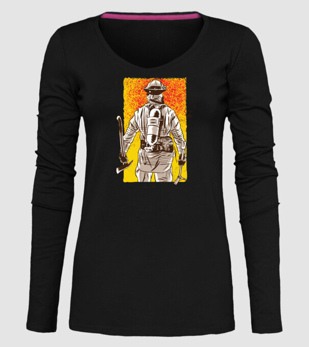 Pompier model negru pe tricou