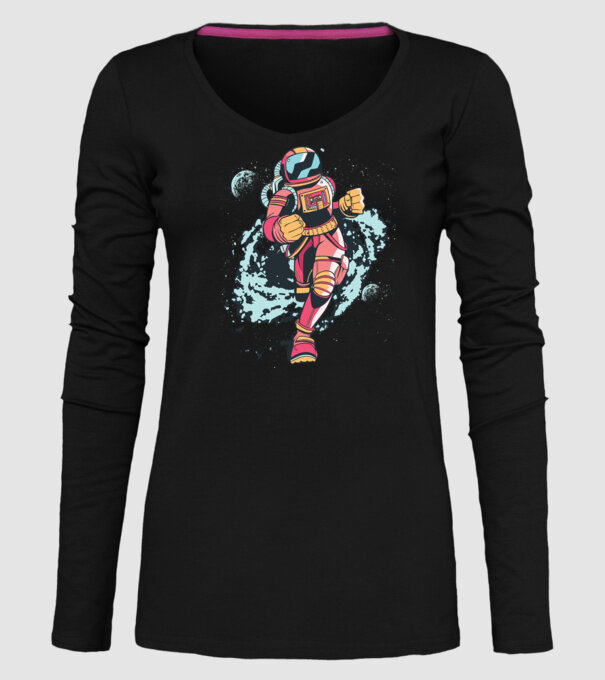 Alergare Astronaut model negru pe tricou