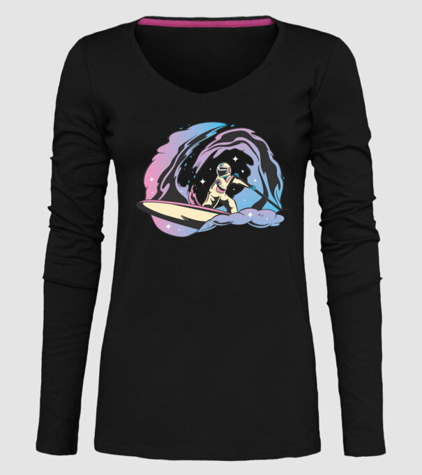 Surf Astronaut model negru pe tricou