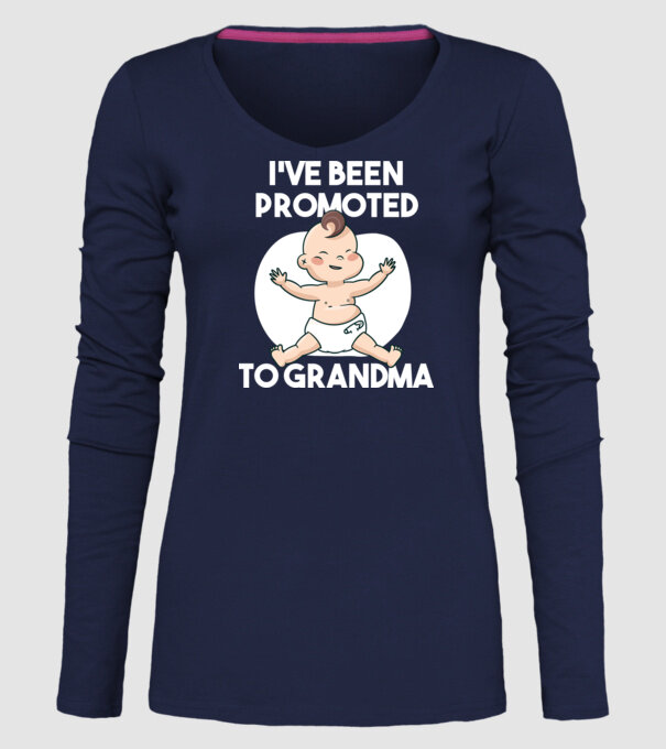 Am devenit bunică model albastru închis pe tricou