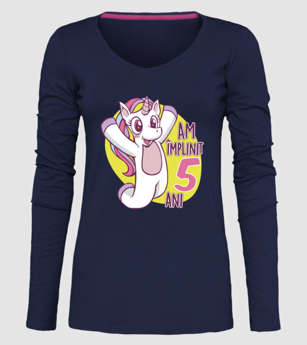 Am împlinit 5 ani model albastru închis pe tricou