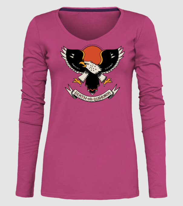 Eagle Tatuaj model roz pe tricou
