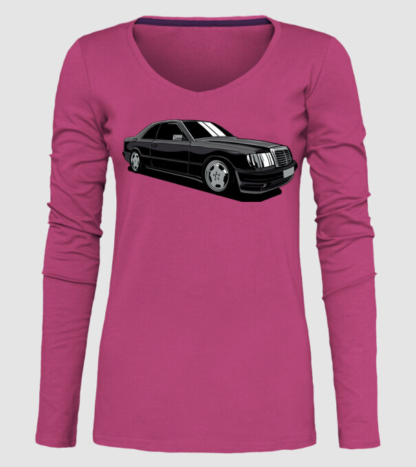 Mercedes model roz pe tricou