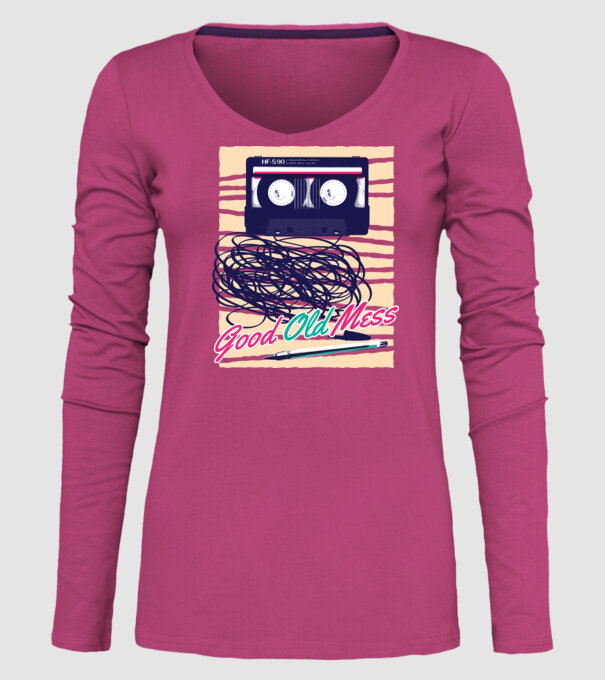 Vremuri bune și vechi Casetă model roz pe tricou