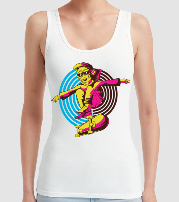 Maimuță Skateboarder model alb pe tricou