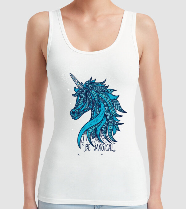 Unicorn magic model alb pe tricou