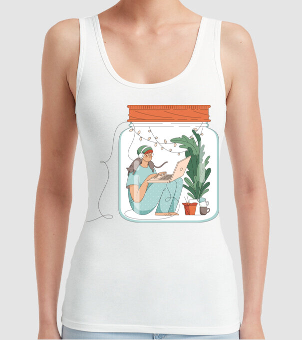 Fată Social Distancing model alb pe tricou