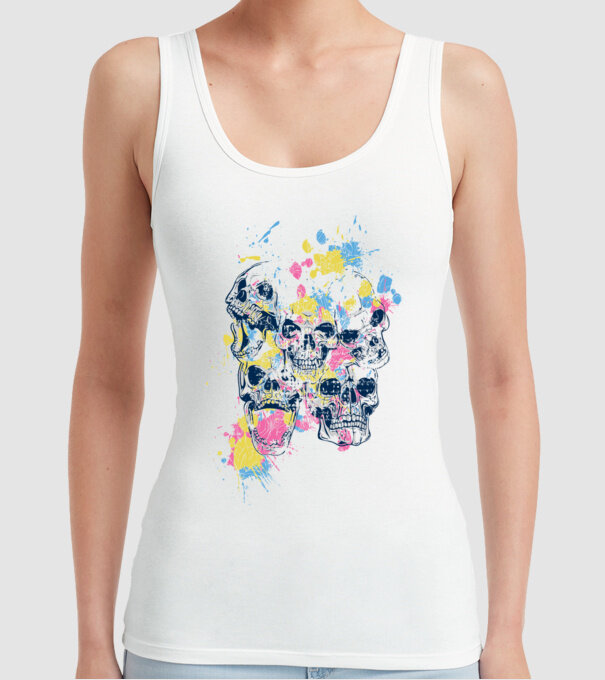 Cranii colorate model alb pe tricou