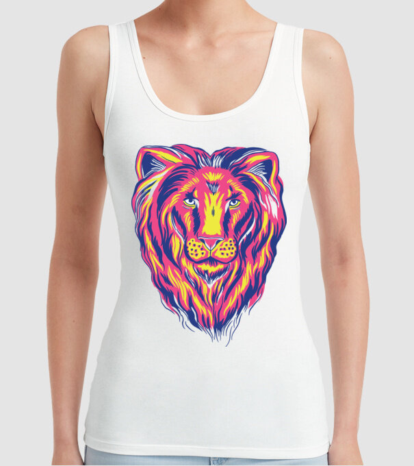 Leu colorat model alb pe tricou