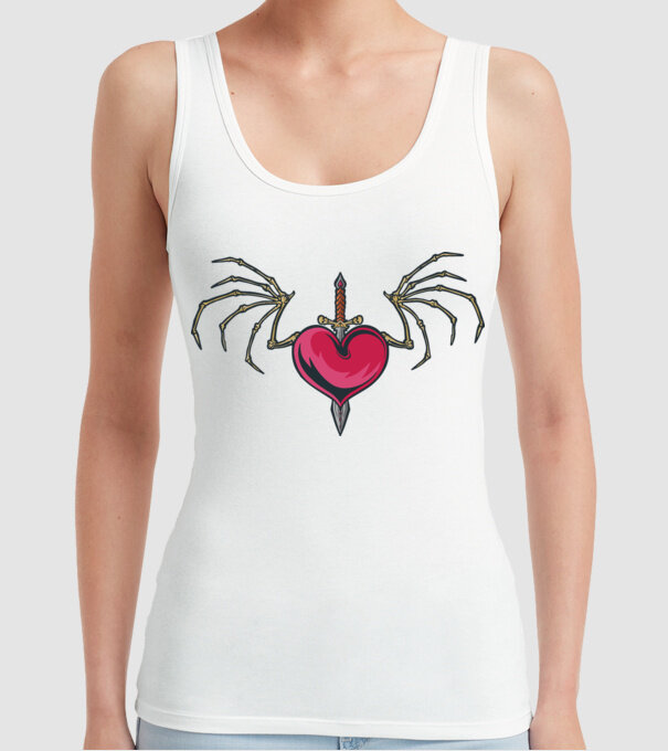 Inimă cu sabie model alb pe tricou