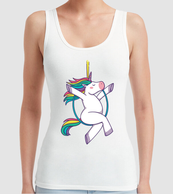 Unicorn pe cerc model alb pe tricou