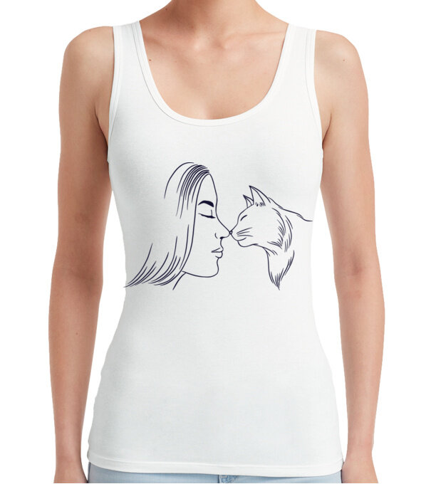  model  pe tricou
