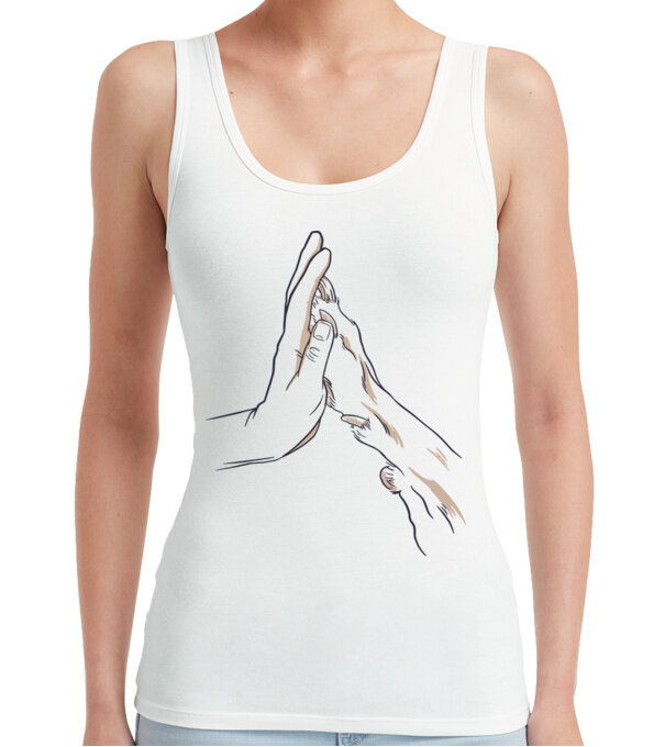  model  pe tricou