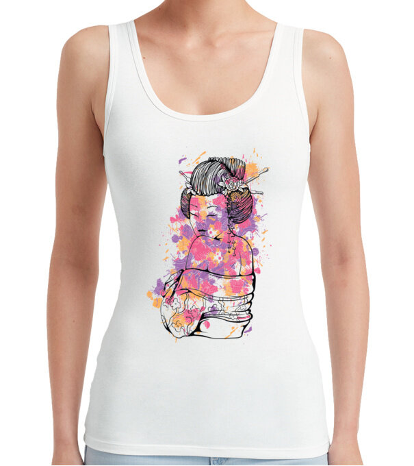  model  pe tricou