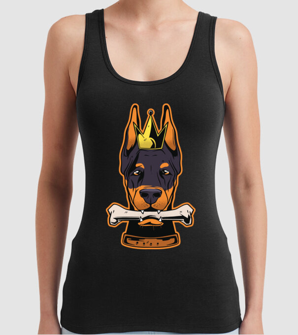 Rege Doberman model negru pe tricou