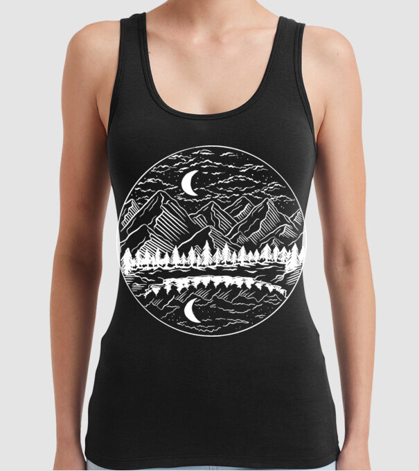 Peisaj de Noapte model negru pe tricou