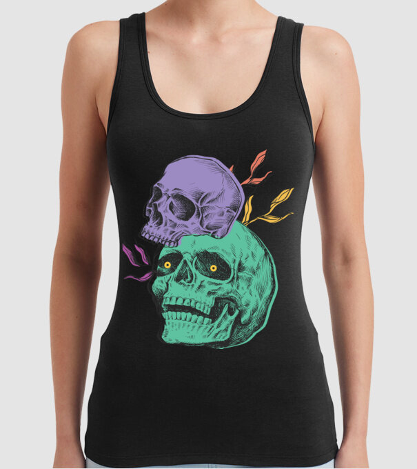 Cranii model negru pe tricou
