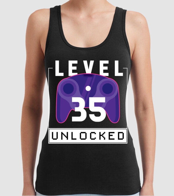 Level 35 Unlocked Gamer Birthday model negru pe tricou