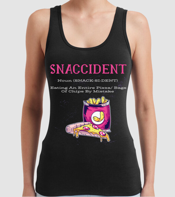 Snaccident model negru pe tricou