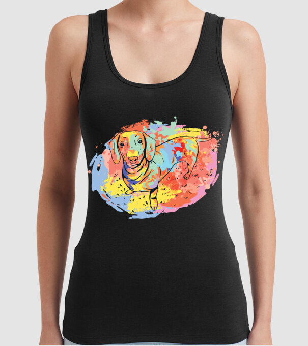 Teckel colorat model negru pe tricou