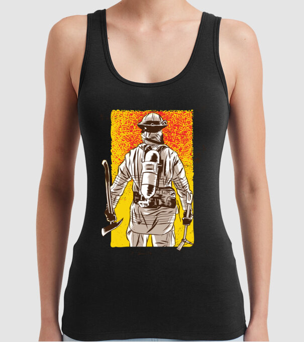 Pompier model negru pe tricou
