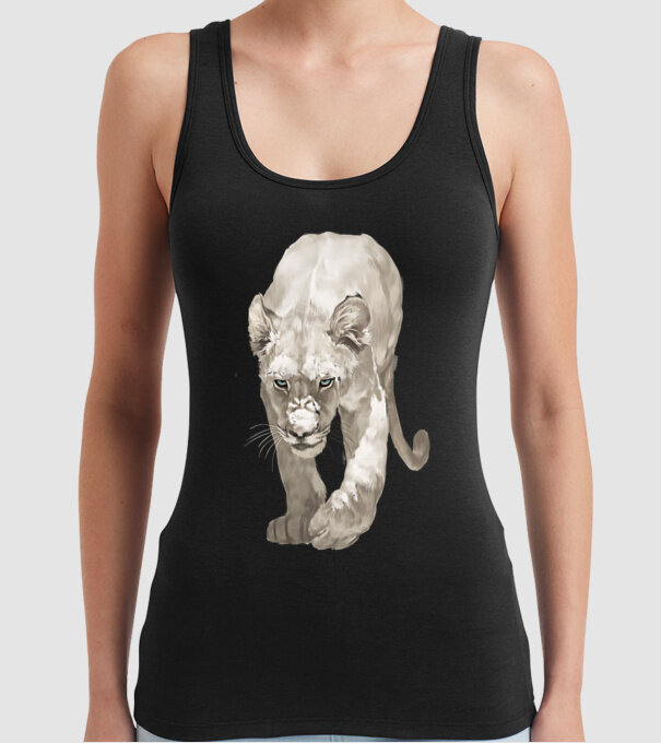 white lion model negru pe tricou