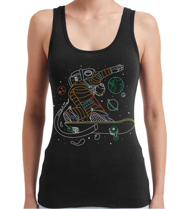  model  pe tricou