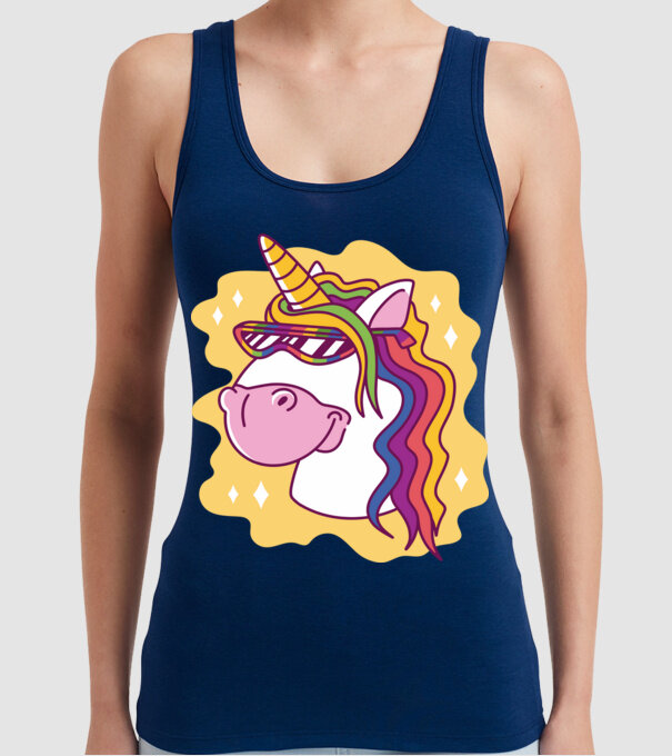 Cap de unicorn model albastru închis pe tricou