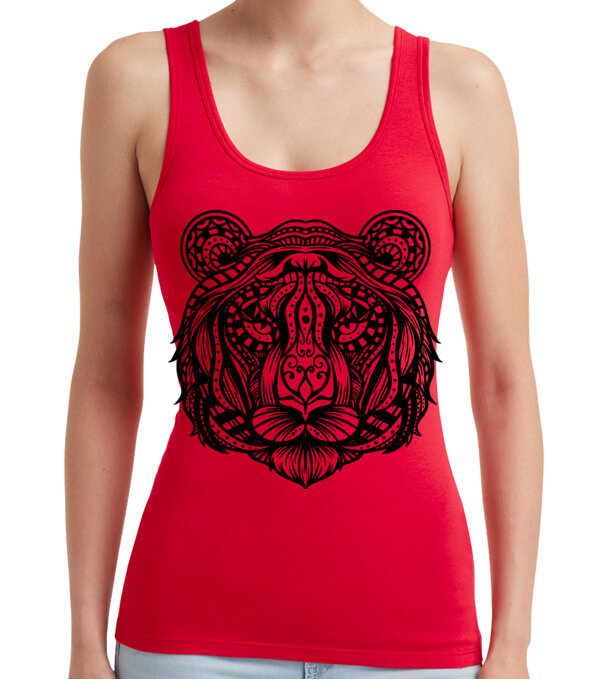  model  pe tricou