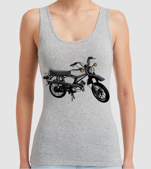 Motocicletă model gri pe tricou