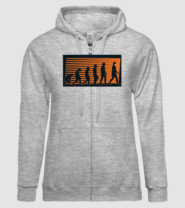 Evoluție Mască model gri pe tricou
