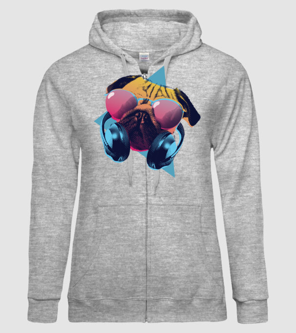 Mops cu căști model gri pe tricou