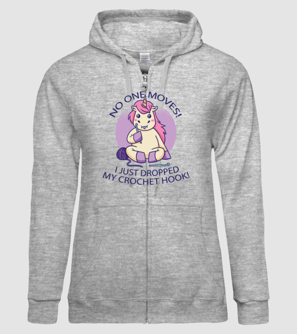 Nu mișcă nimeni, mi-a căzut acul de tricotat - Unicorn model gri pe tricou