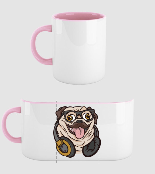 Mops cu căști model roz deschis pe tricou