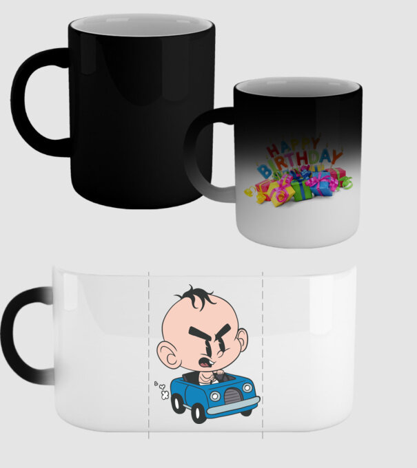 Copilaș cu mașină model negru pe tricou