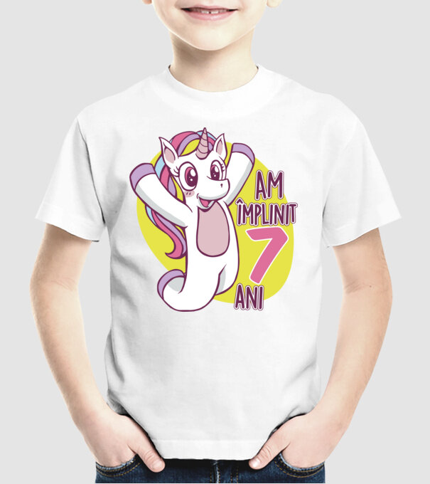 Am împlinit 7 ani model alb pe tricou