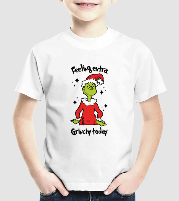Feeling extra Grinchy today model alb pe tricou
