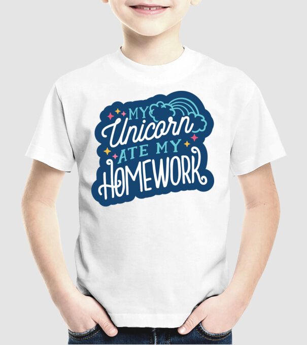 Unicornul meu mi-a mâncat tema de casă model alb pe tricou