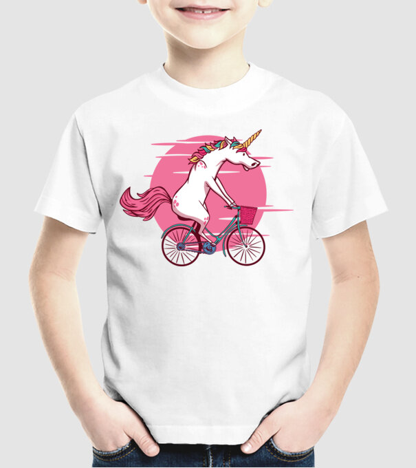 Unicorn cu bicicletă model alb pe tricou