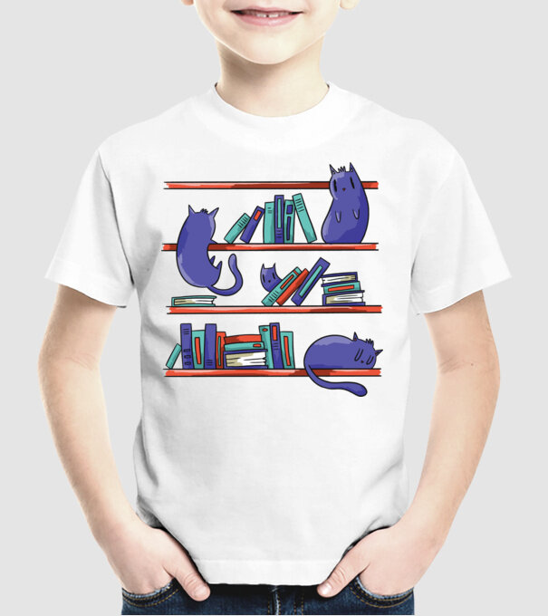 Pisici pe raftul de cărți model alb pe tricou