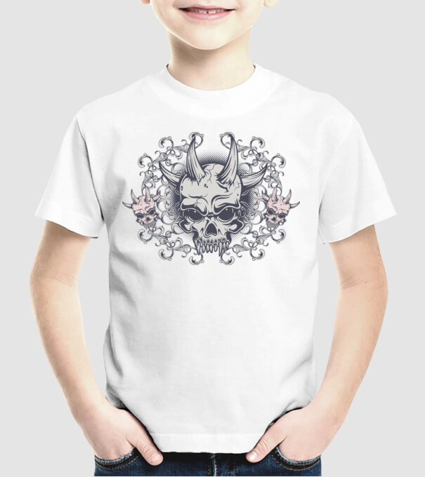 Devil Skull model alb pe tricou