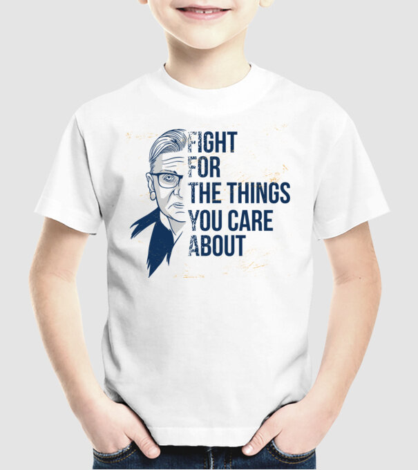 Luptă pentru lucrurile la care ții model alb pe tricou