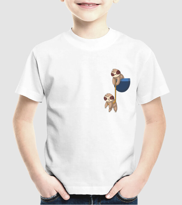 Leneș cu buzunar model alb pe tricou